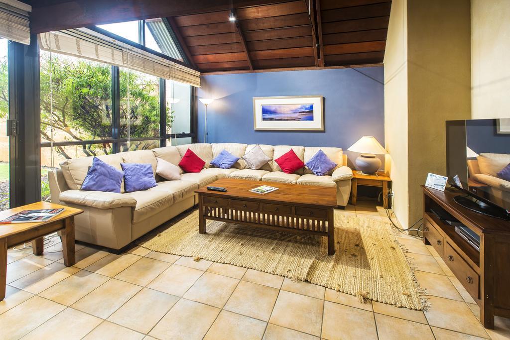Whalers Cove Villas Dunsborough Oda fotoğraf